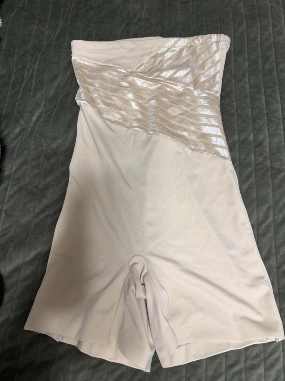 Strapless Beige Shapewear XL assets red hot label by spanx
